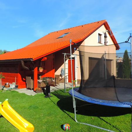 Holiday Home Linda ลิฟตอฟสกีมิคูลาช ภายนอก รูปภาพ