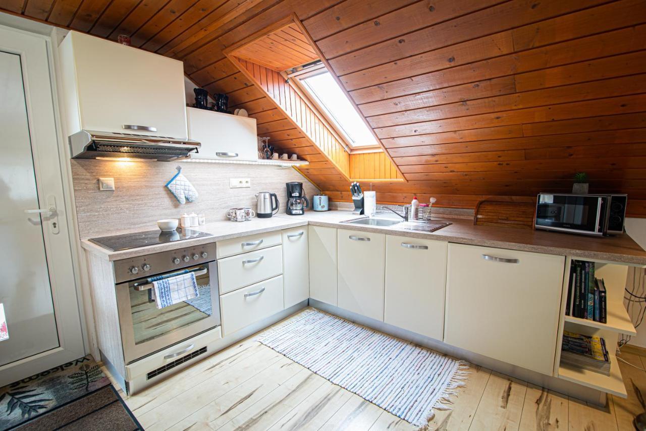 Holiday Home Linda ลิฟตอฟสกีมิคูลาช ภายนอก รูปภาพ