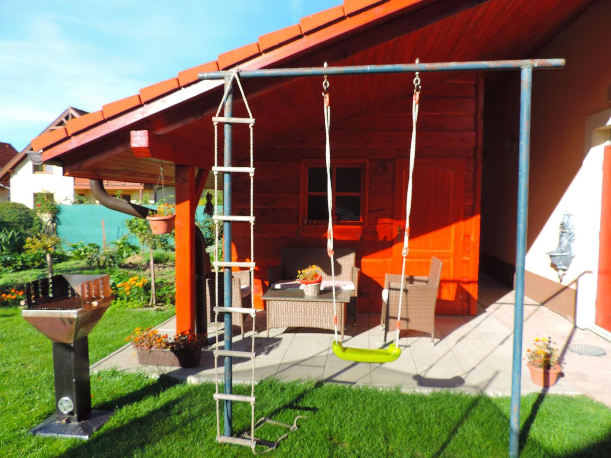 Holiday Home Linda ลิฟตอฟสกีมิคูลาช ภายนอก รูปภาพ
